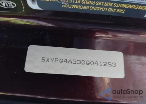 2016 Kia Sorento 2.4L Lx z USA, uszkodzony, nr VIN 5XYPG4A33GG041253